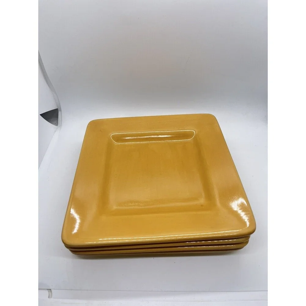 Set of (4) - Pottery Barn Outlet - Salad Plates - 8